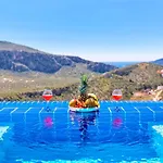 Ulugoel 2 Bedroom Seaview With Private Pool Калкан