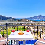 Ulugoel 2 Bedroom Seaview With Private Pool 别墅 *