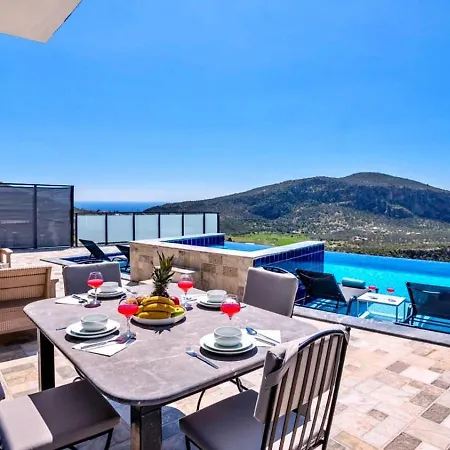 Ulugoel 2 Bedroom Seaview With Private Pool 别墅