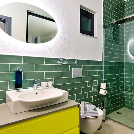 Ulugoel 2 Bedroom Seaview With Private Pool Villa *