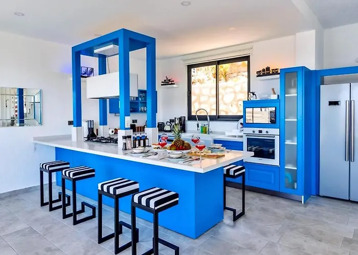 Ulugoel 2 Bedroom Seaview With Private Pool *