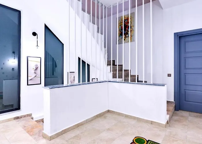 Ulugoel 2 Bedroom Seaview With Private Pool *