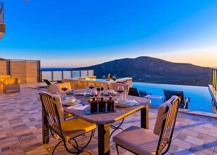 Ulugoel 2 Bedroom Seaview With Private Pool 卡尔坎