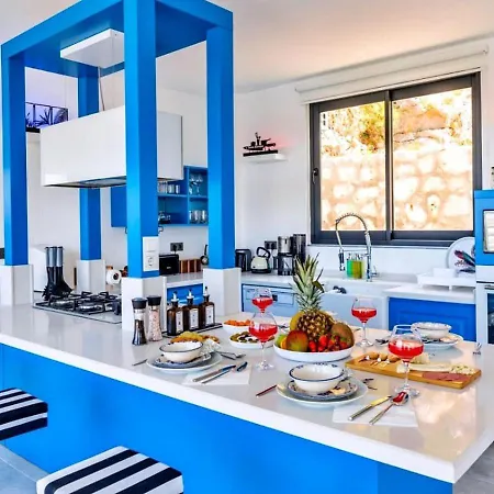 Ulugoel 2 Bedroom Seaview With Private Pool